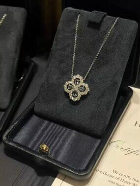 Harry Winston Silver Floral Motif Diamond Pendant Necklace